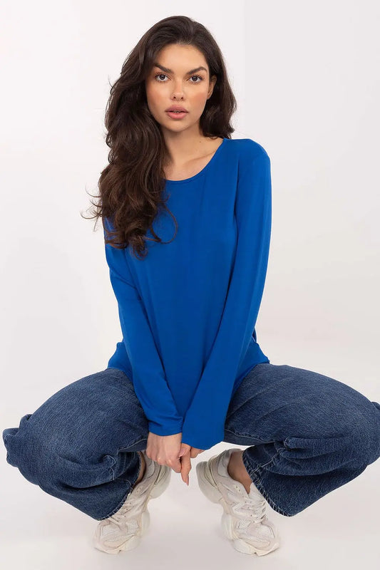 Blouse model 223043 Relevance