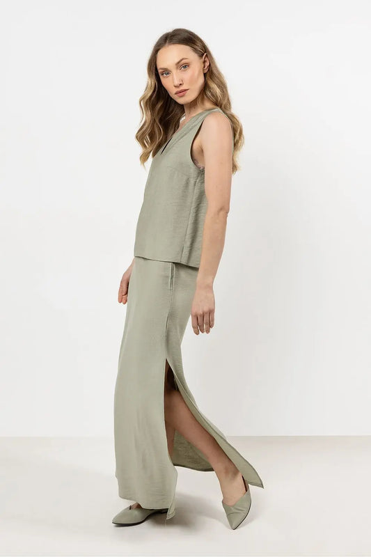 Long skirt model 212207 awama