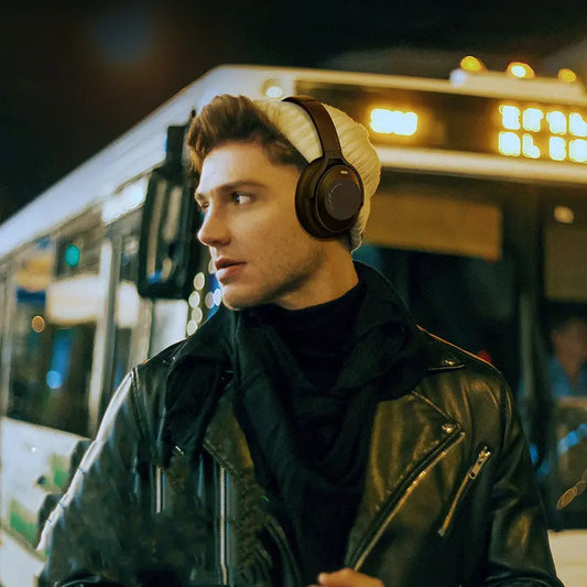 Utrano's best wireless Headset 2023 Noise-Canceling Gaming headphones Utrano