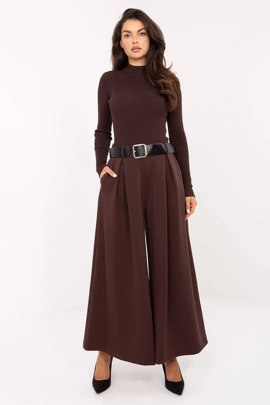 Women trousers model 218448 Italy Moda