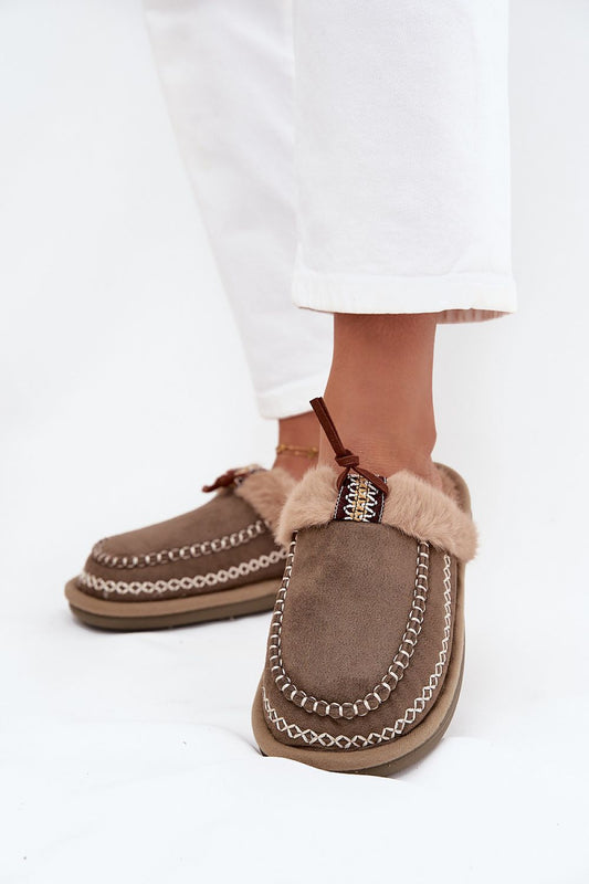 Slippers model 217485 Step in style