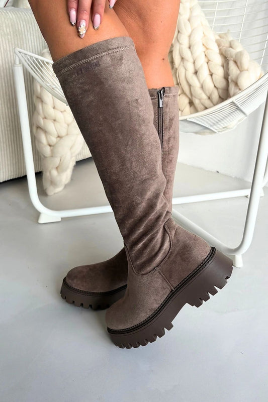 Thigh-Hight Boots model 222530 Step in style