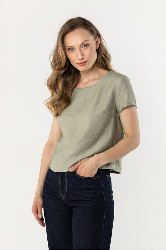 Blouse model 225335 awama