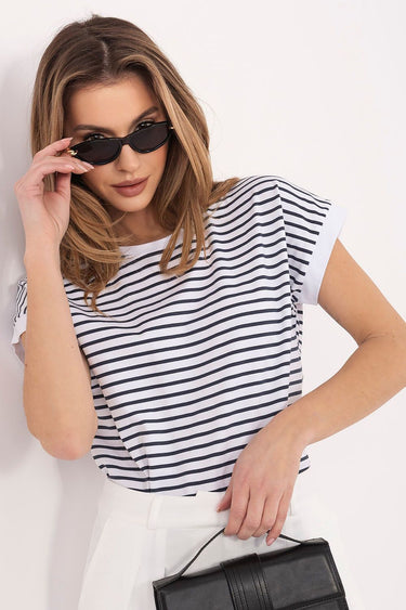 T-shirt model 225459 Relevance