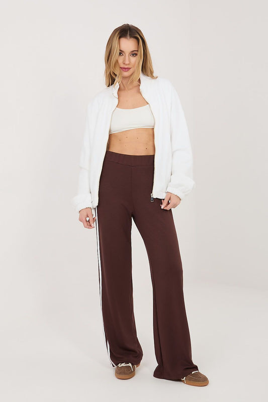 Tracksuit trousers model 226153 Relevance