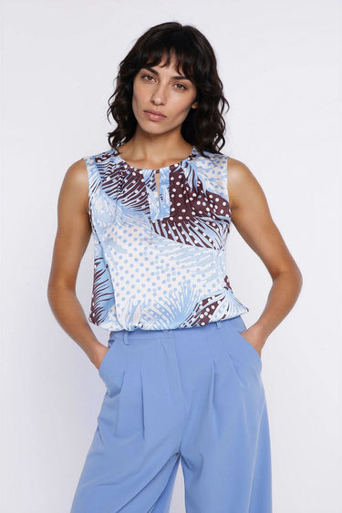 Blouse model 227155 Nife