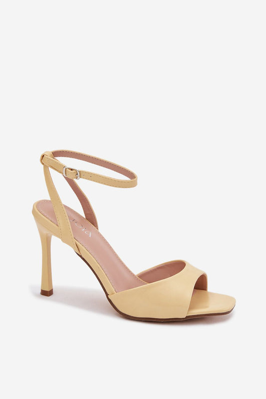 Heel sandals model 227435 Step in style