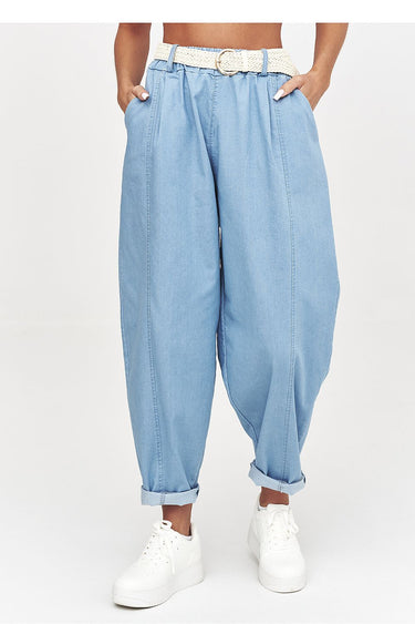 Women trousers model 228293 Makadamia