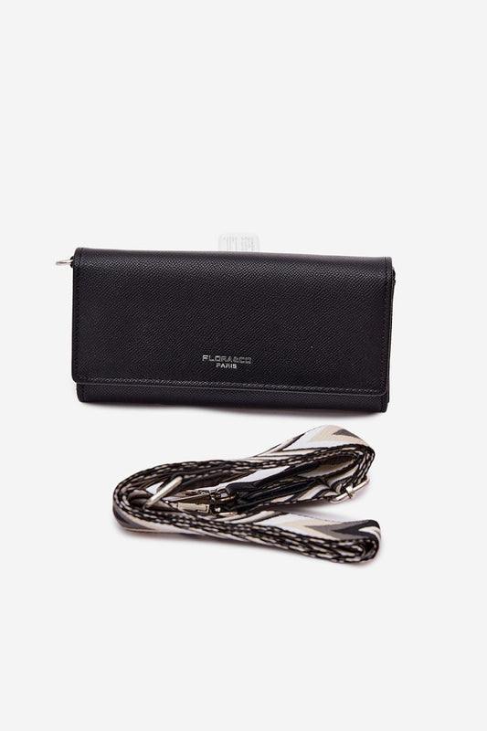 Everyday handbag model 230549 Step in style