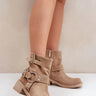  Boots model 203870 Step in style 