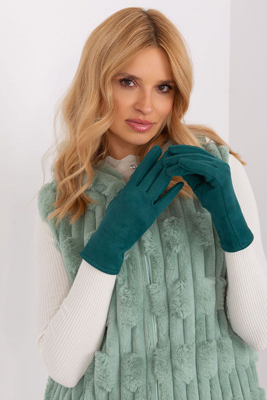  Gloves model 190823 AT 