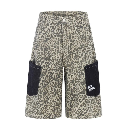 Leopard print workwear shorts  