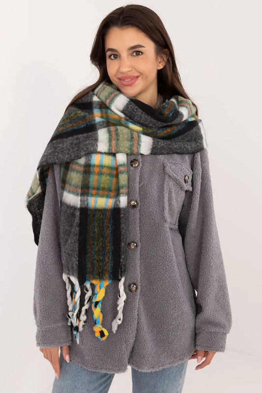  Shawl model 202576 AT 