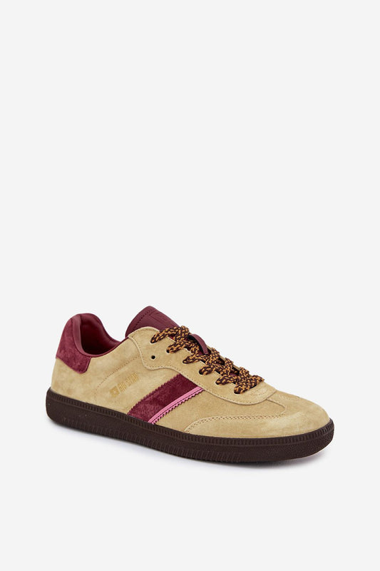  Sport Shoes model 216480 Step in style 